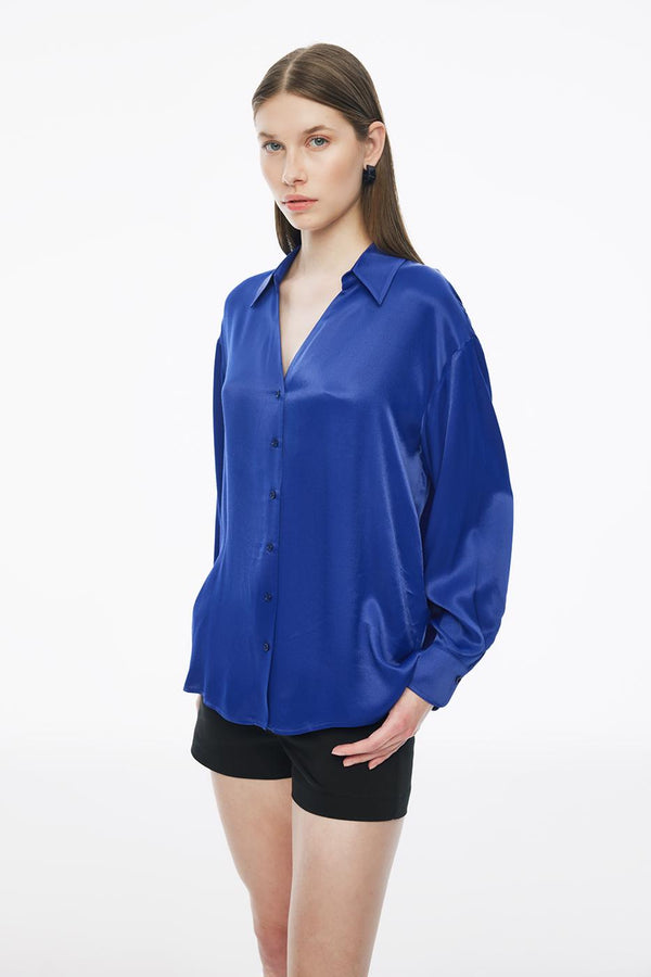 Perspective V-Neck Long Sleeve Shirt Blue