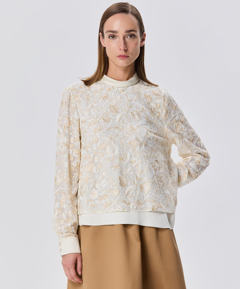 Machka Floral Embroidered Blouse Beige