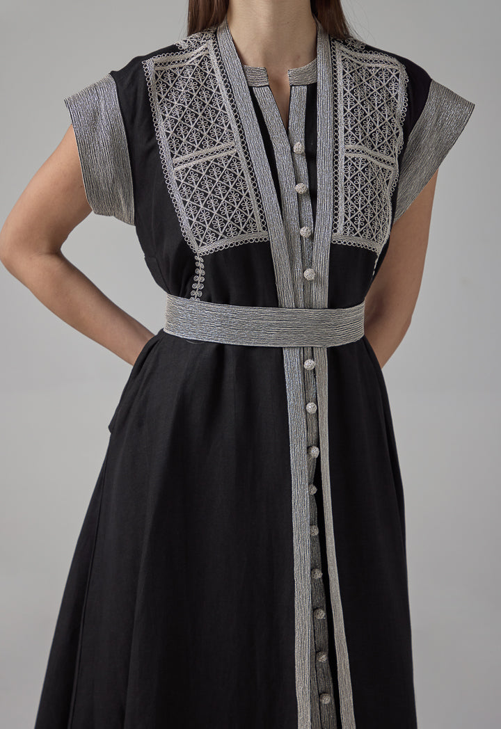 Choice Embroidered Contrast Belted Abaya Black