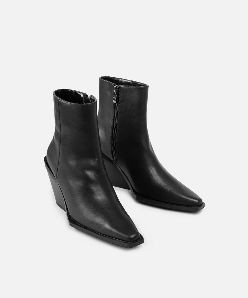 Ipekyol Pointed Toe Cowboy Boots Black