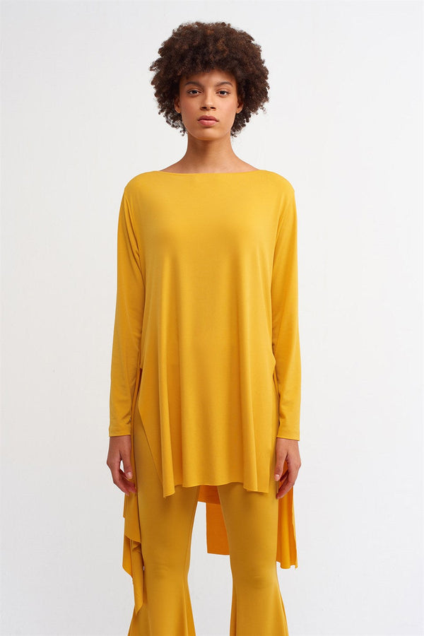 NU Asymmetrical Hem Blouse Papia