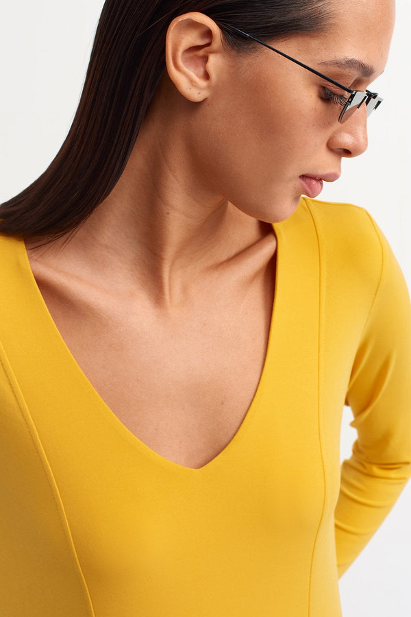 NU V-Neck Midi Dress Papia