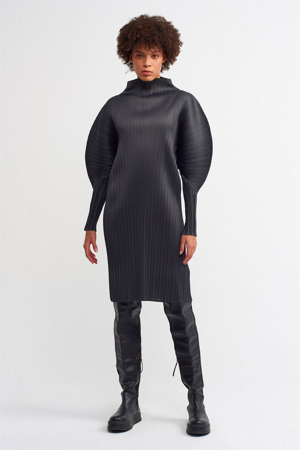 NU Detailed Sleeve Pleated Dress Ebony