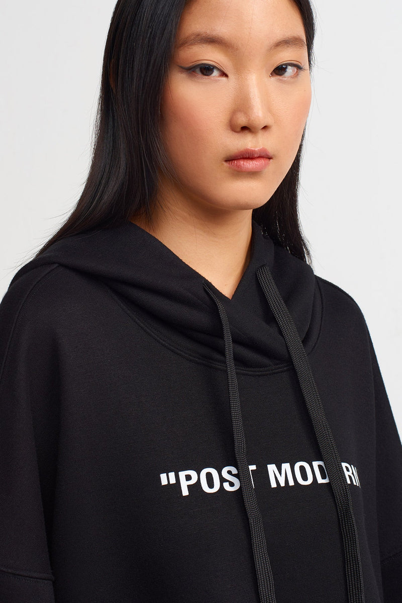 NU "Post Modern" Text Loose Sweatshirt Black