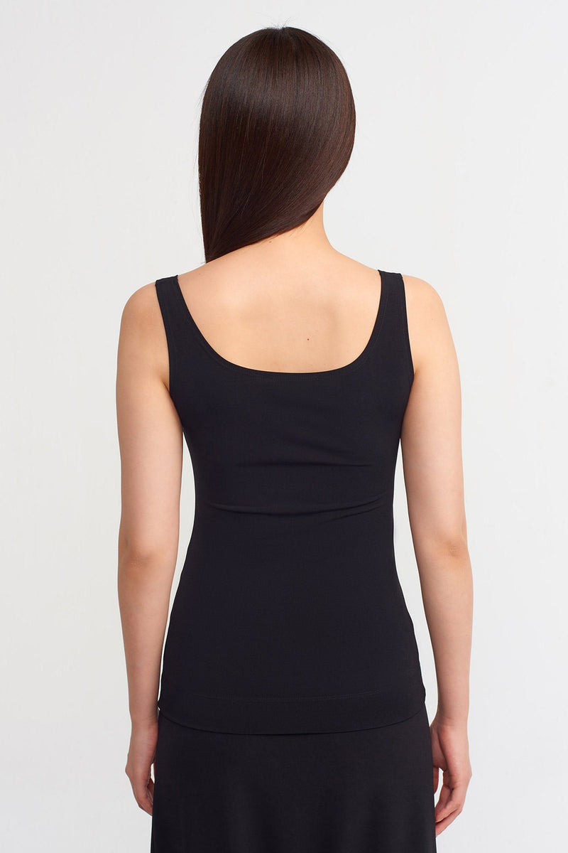 NU Solid Basic Top Black