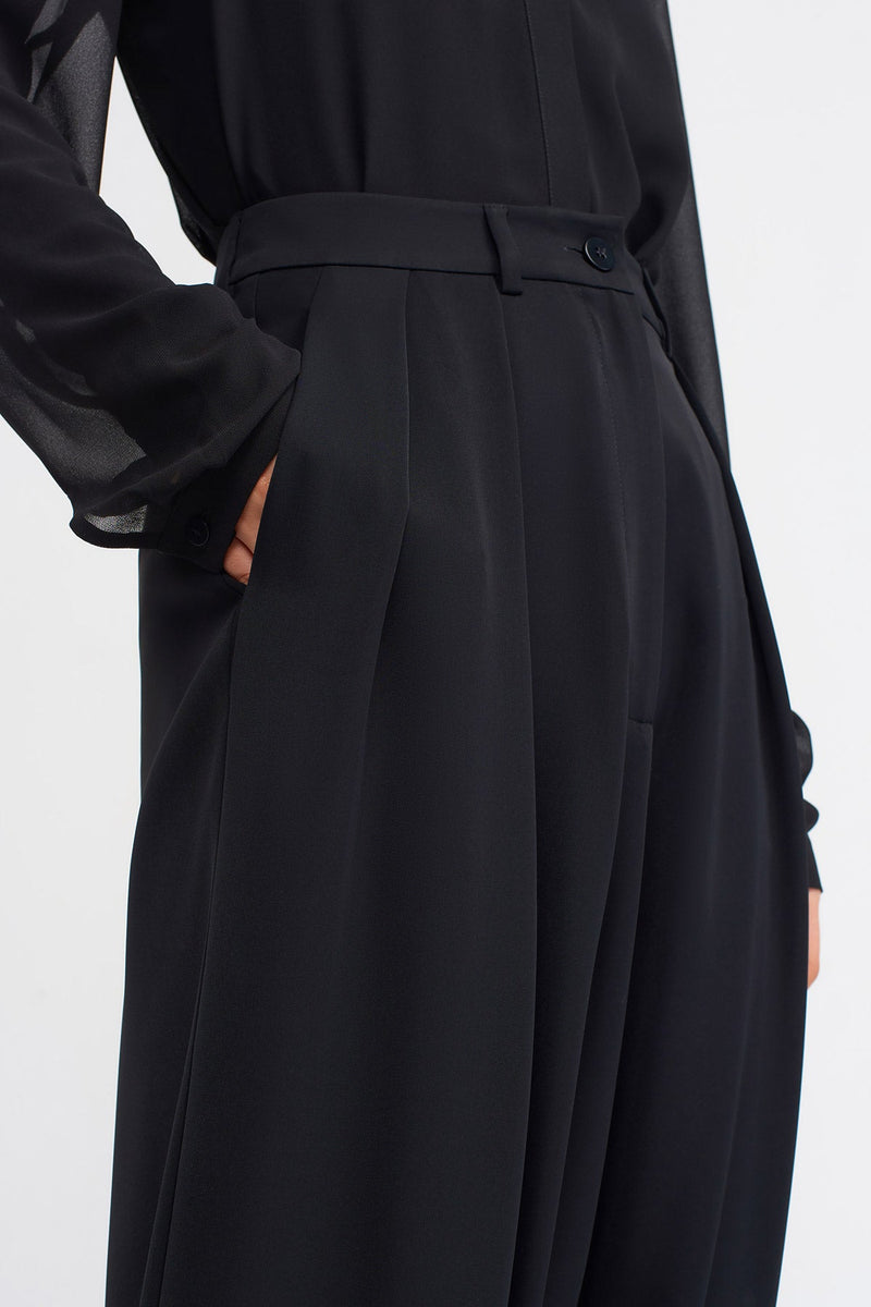 NU Classic Chic Harem Pants Black