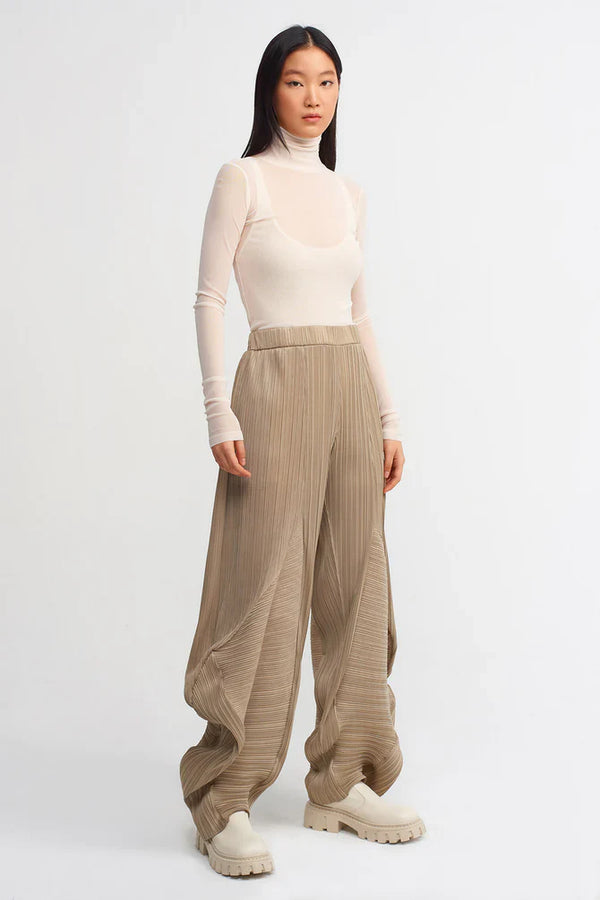 NU Electric Pleated Loose Fit Pants Bronze