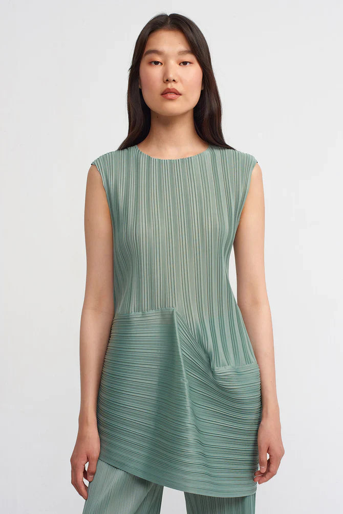 NU Sleeveless Pleated Blouse Green