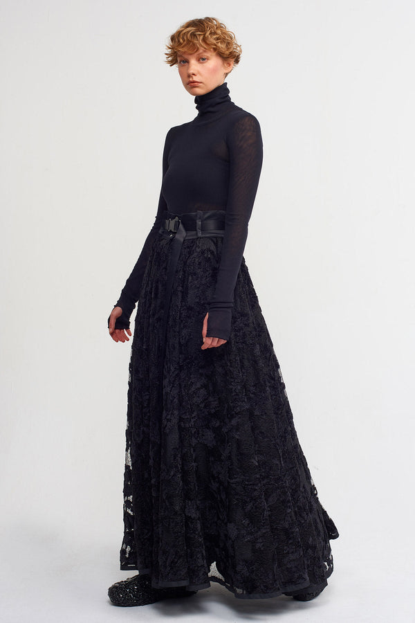 NU Lace Embroidered Long Skirt Black