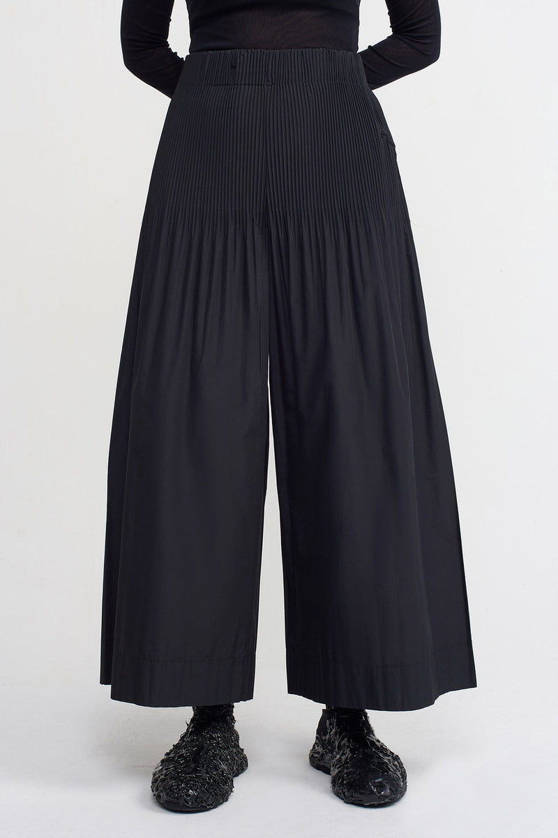 NU Pleated Wide Leg Trousers Black