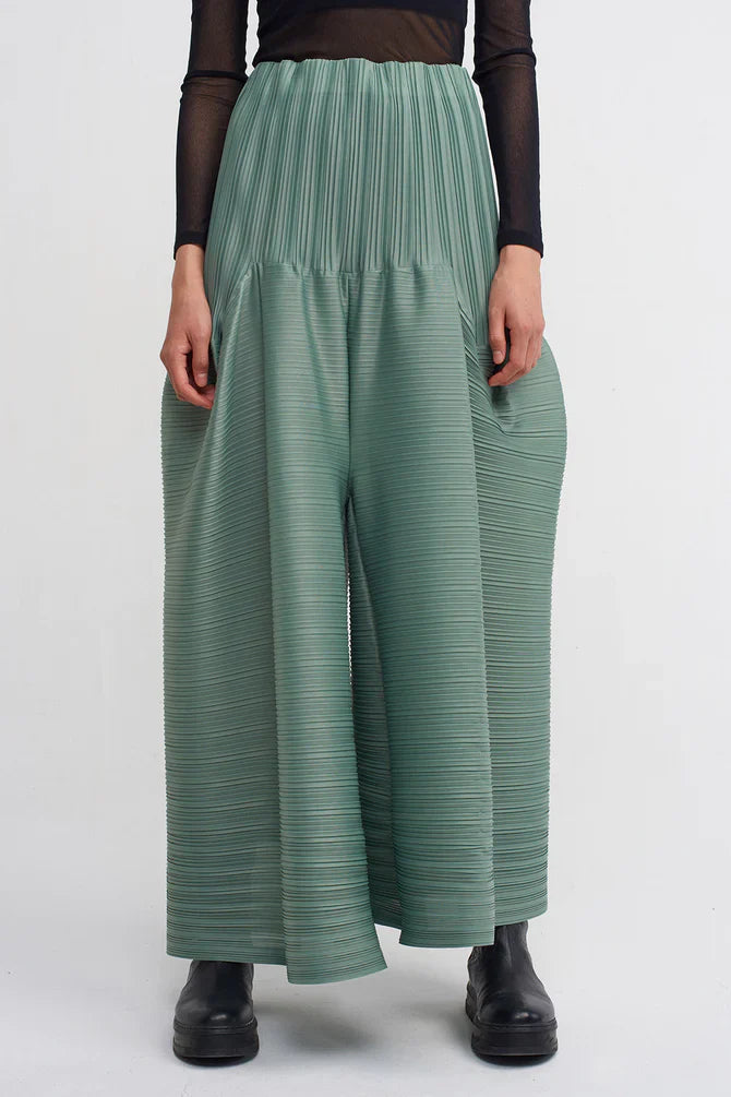 NU High Waisted Pleated Trousers Green