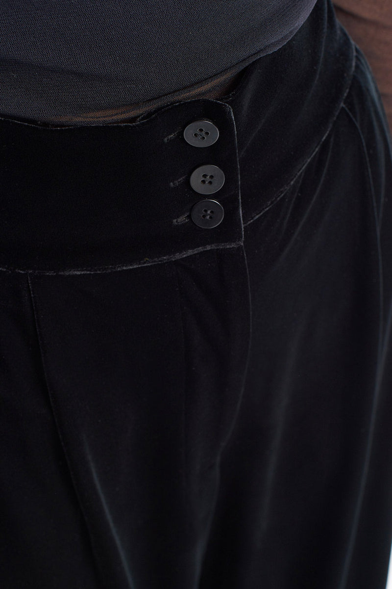 NU Velvet High-Waisted Stylish Trousers Black