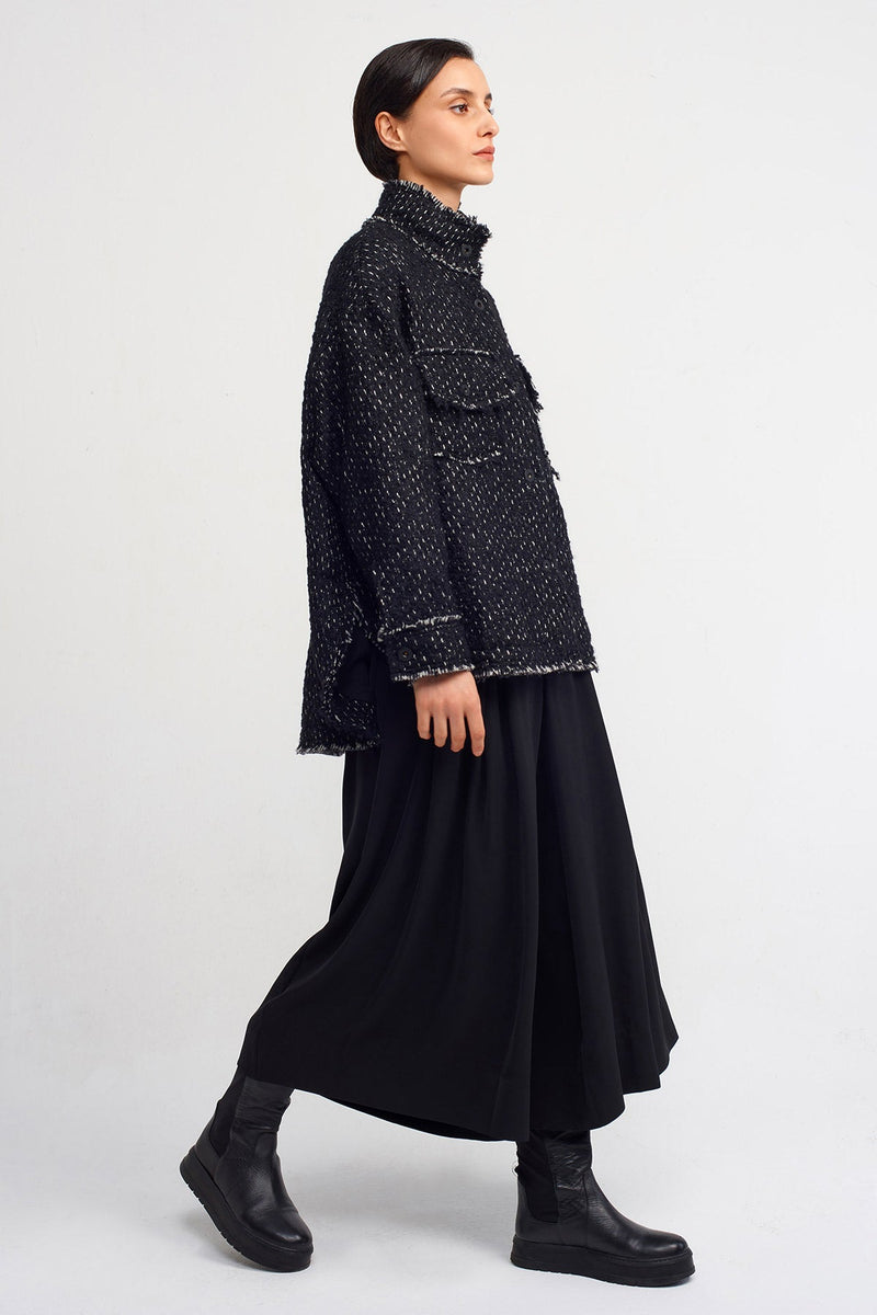 NU Lightweight Distressed Coat Black-White