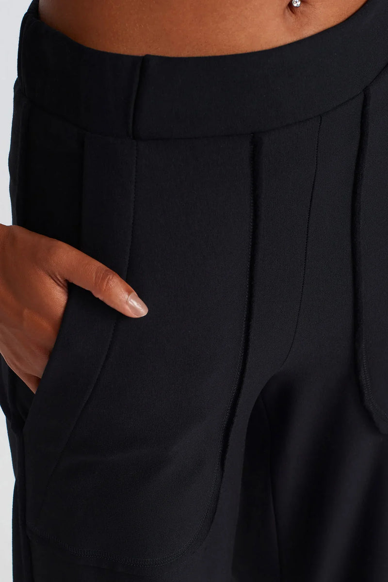 NU Oversized Pocket Relaxed Pants Black