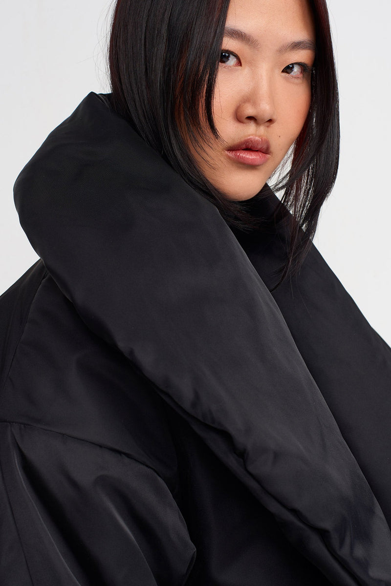 Nu Oversized Collar Short Coat Black