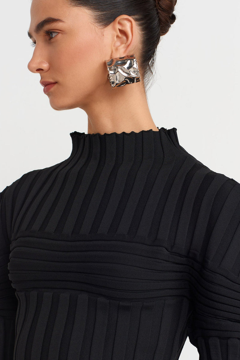 Nu Knitted Shoulder Detailed Blouse Black