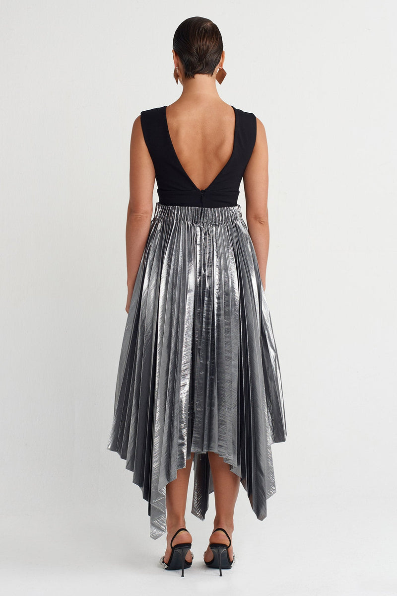 NU V-Neck Asymmetrical Pleated Dress Black/W/Silver