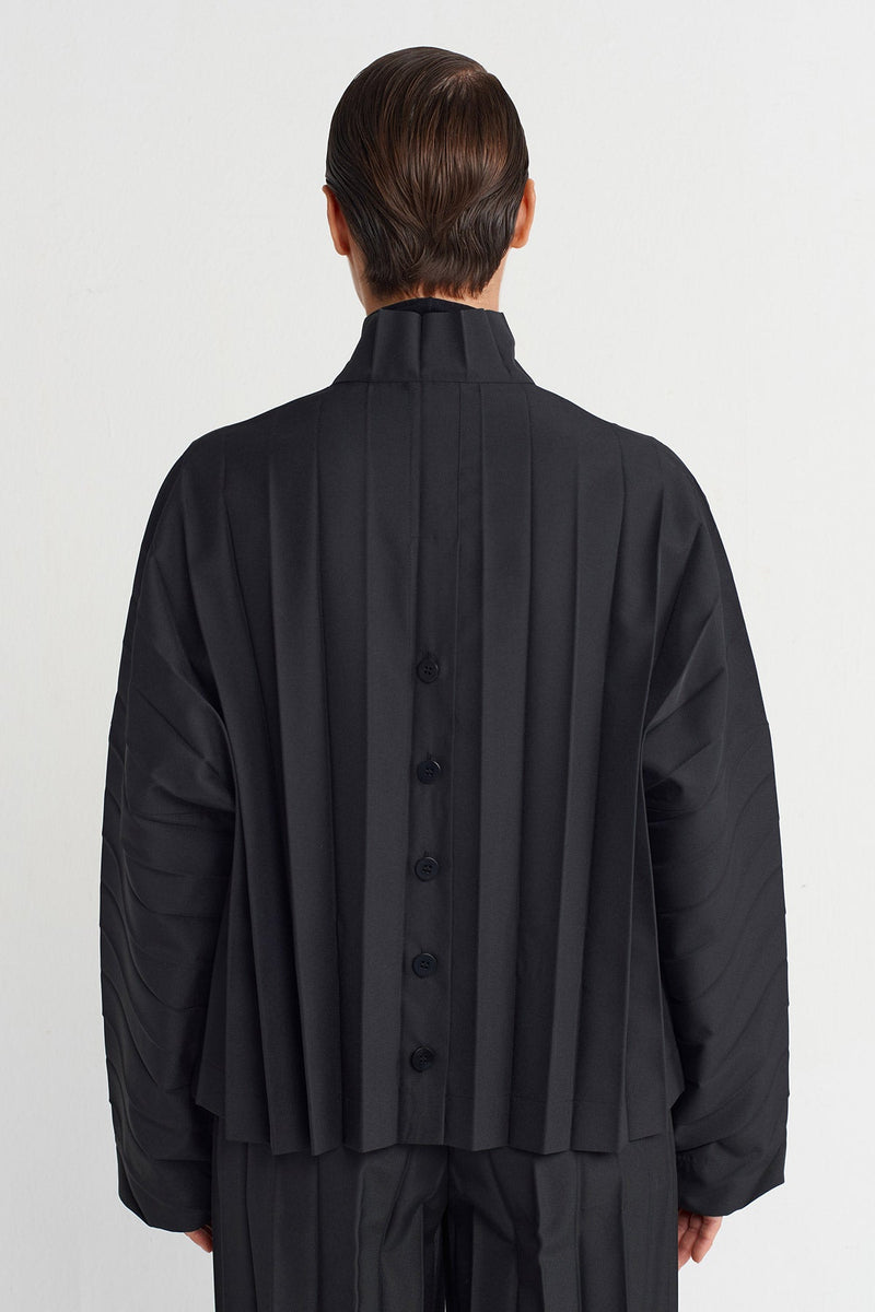 NU Pleated Jacket Black