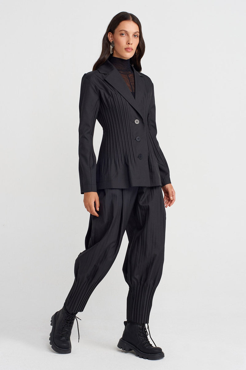 Nu Jacket With Regional Pleat Detailing Black