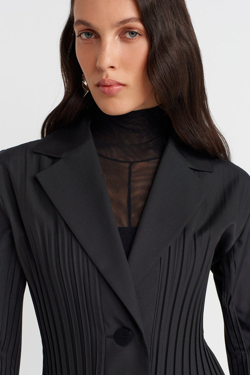 Nu Jacket With Regional Pleat Detailing Black