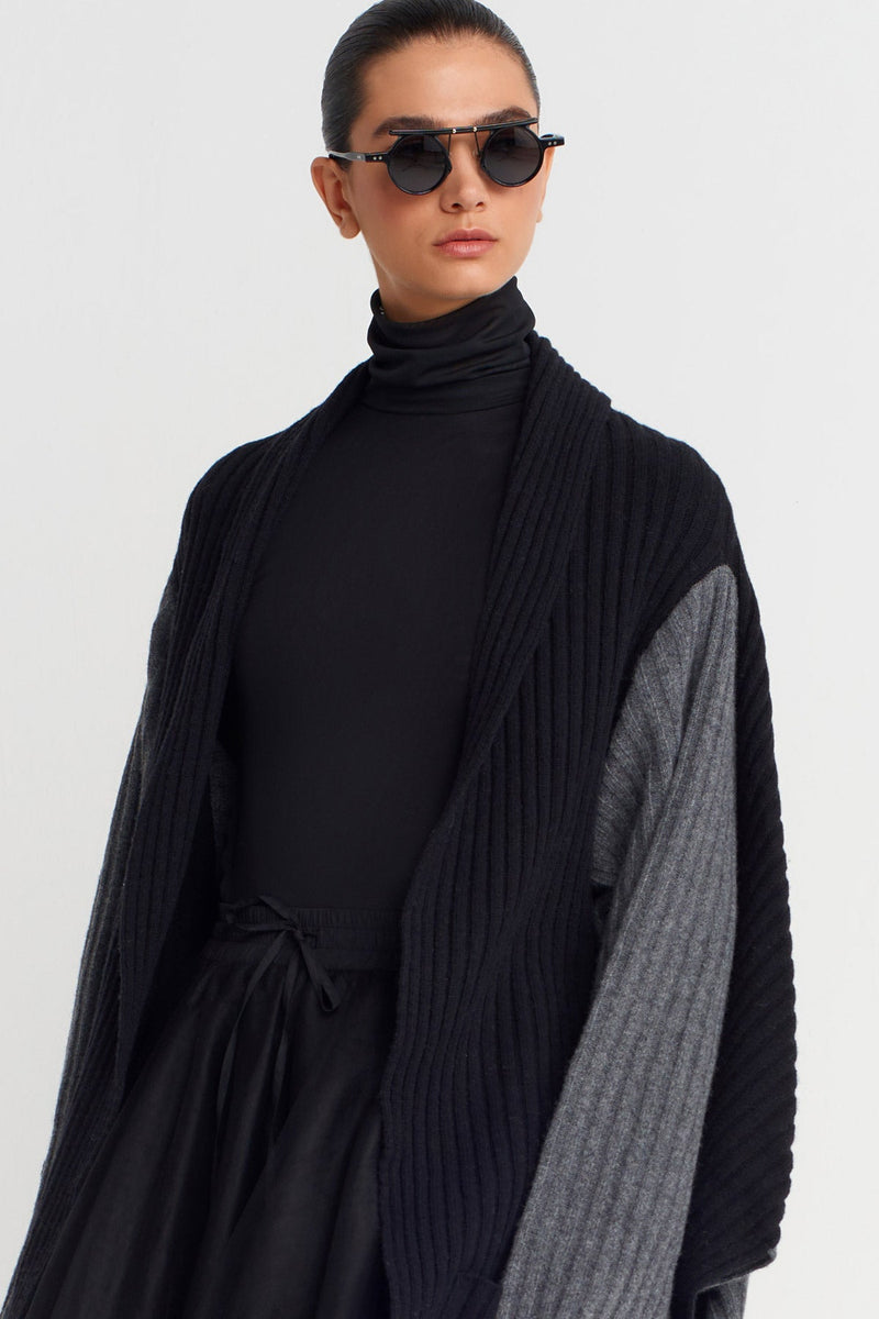 Nu Two-Tone Oversized Knit Cardigan Black & Grey