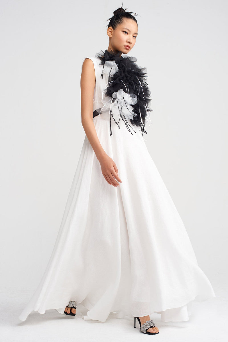 NU Organza Floral Detailed Neckpiece Black/Offwhite