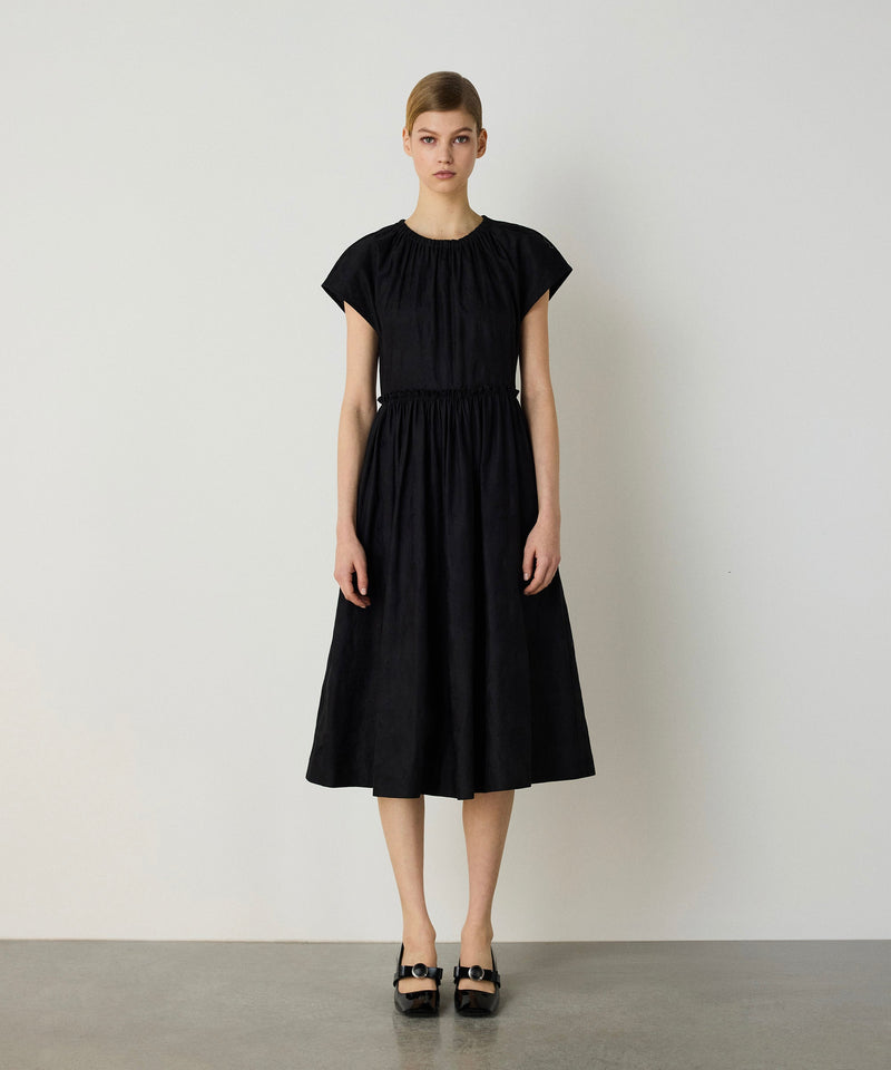 Machka Pleated Midi Dress Black