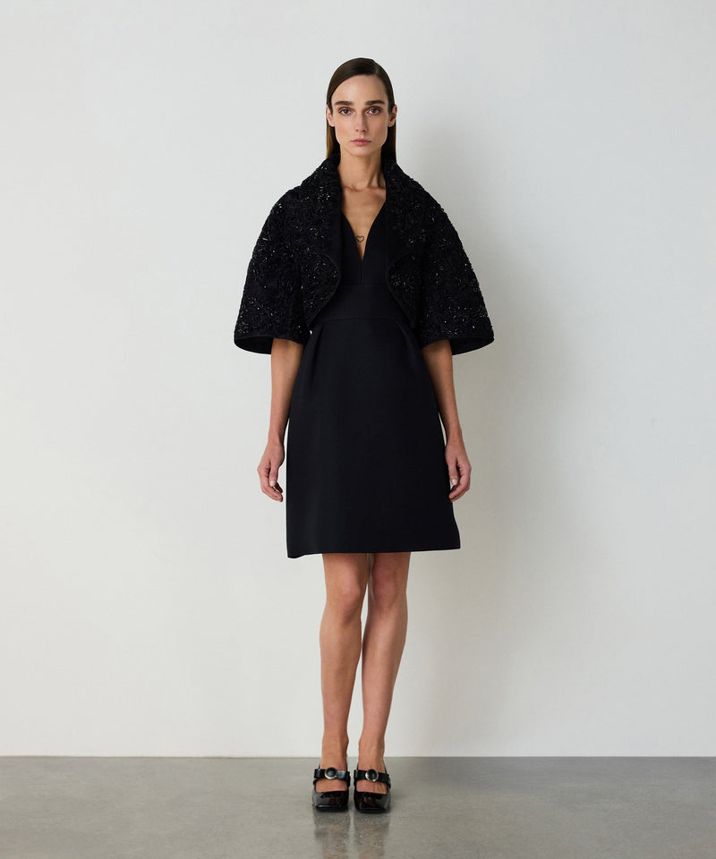 Machka Flower-Embroidered Cape Black
