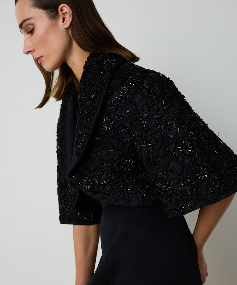 Machka Flower-Embroidered Cape Black