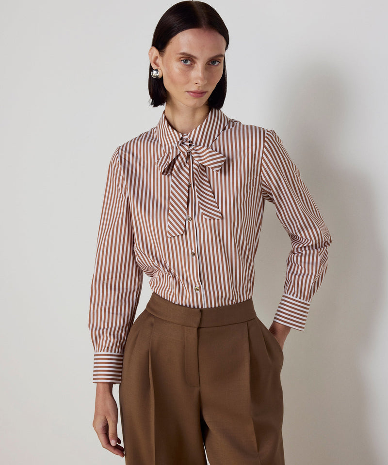 Machka Pleated Wide Leg Fit Trousers Dark Beige