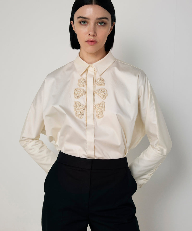 Machka Embroidered Blouse White