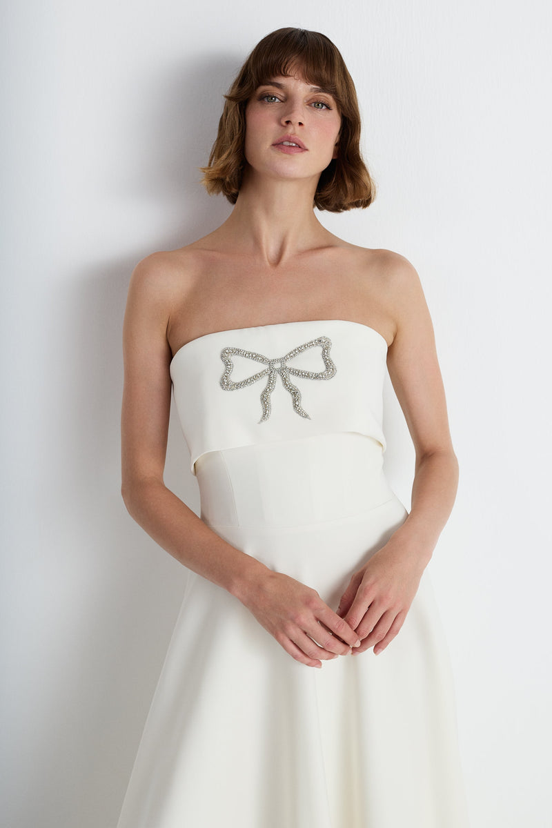 Nean Strapless Bow-Embellished Gown White