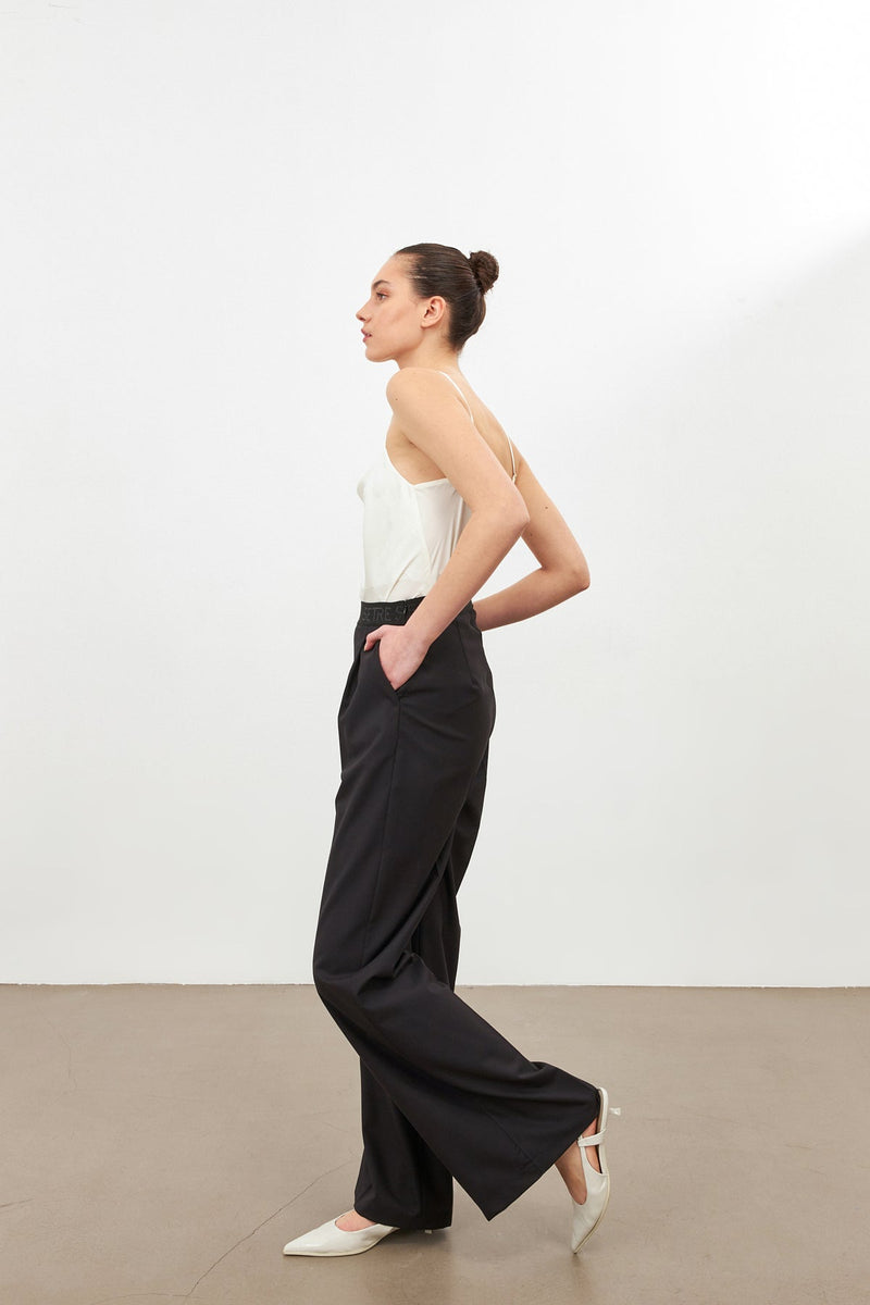 Setre Wide Cut Trousers Black