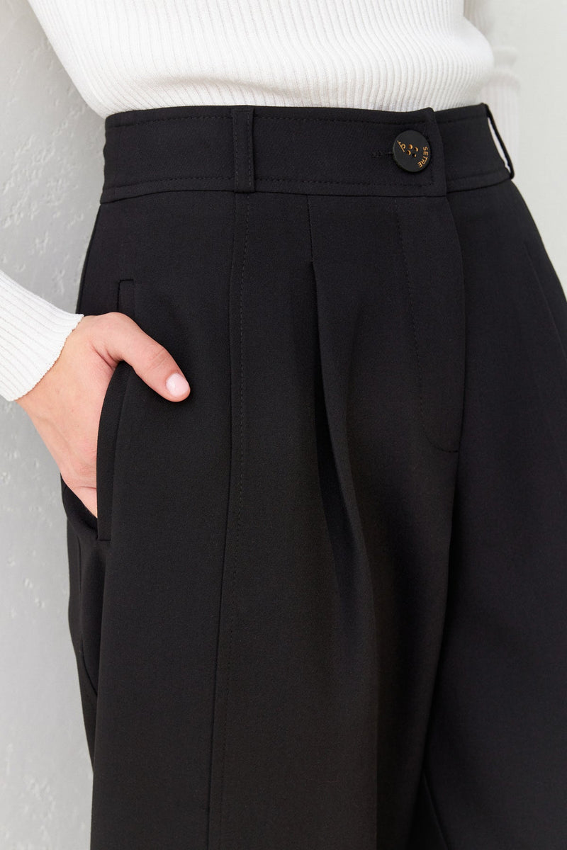 Setre Relaxed Cut Trousers With Leg Detail Black