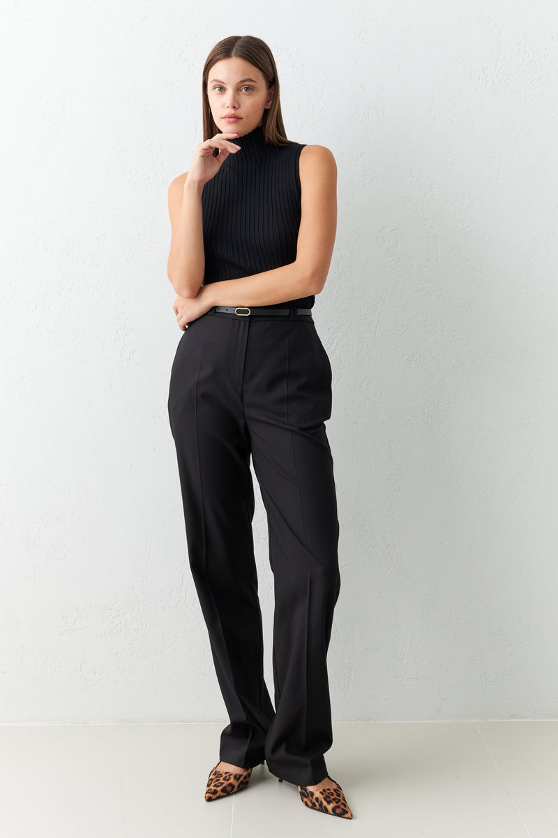 Setre Trousers With Belt And Pleat Detail Black