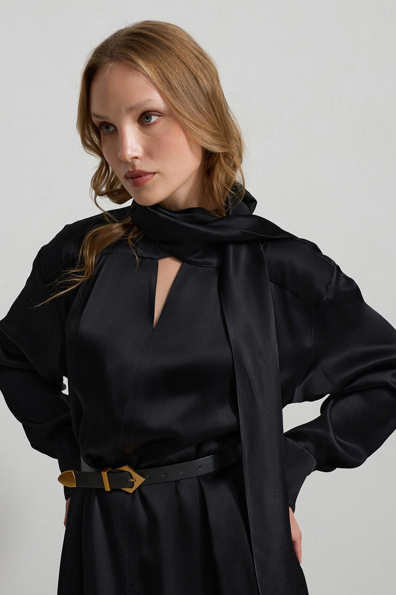 Setre Neck Detailed Waist Belted Dress Black