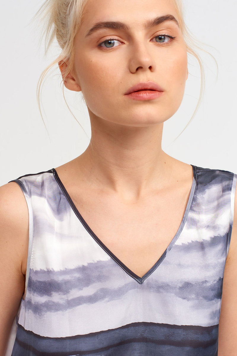 NU Printed V-Neck Blouse Multicolor