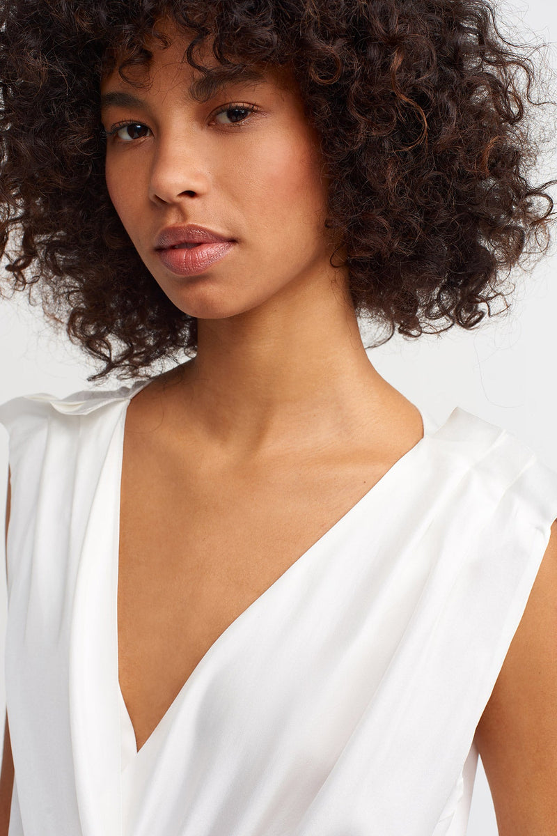 NU Front-Twisted Detail Dress Off White