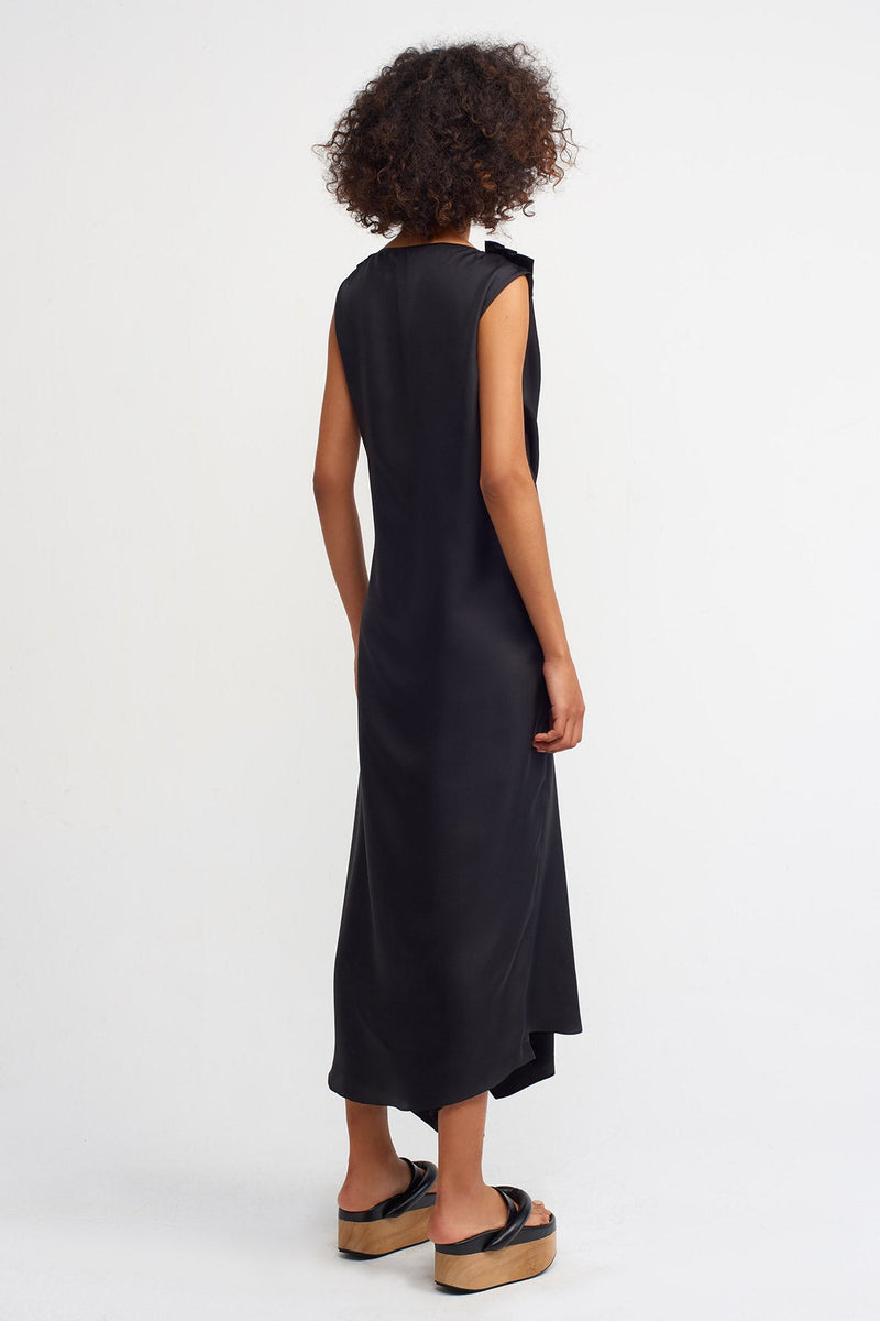 NU Front-Twisted Detail Dress Black