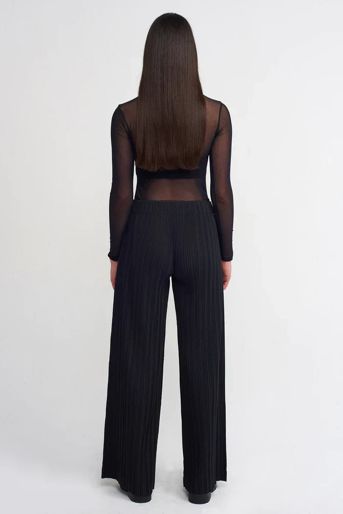 NU Solid Pleated Trousers Black