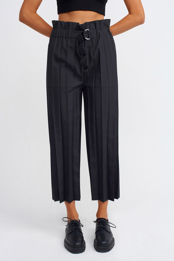 NU Accordion Pleated Trousers Black