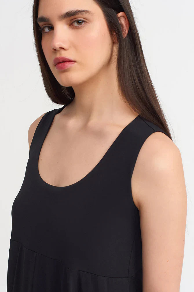 NU Basic Sleeveless Midi Dress Black