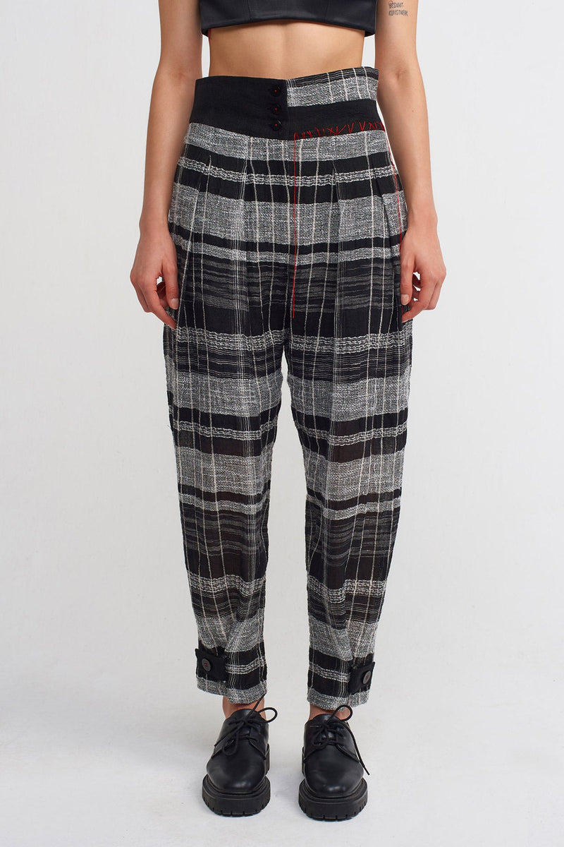 NU Red Stitch Detail Plaid Pants Black