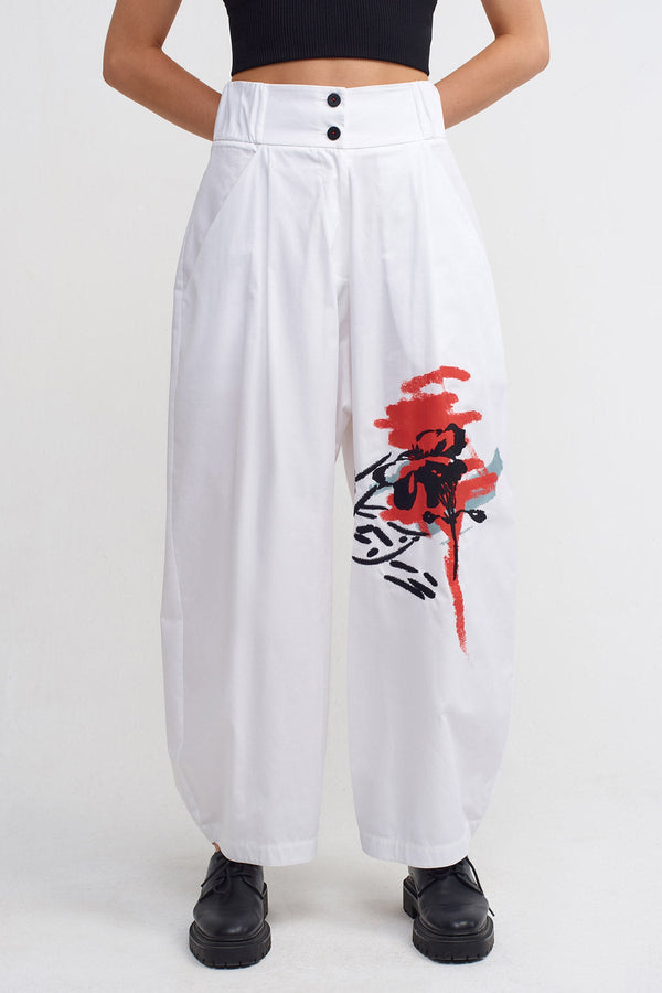 NU Print And Embroidery Detailed High-Waisted Pants Off White/Black