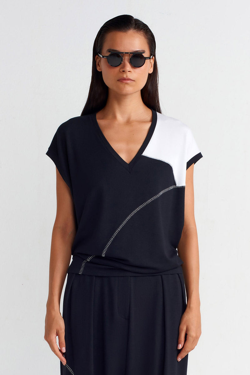 NU Fabric Block V-Neck T-Shirt Black/Offwhite