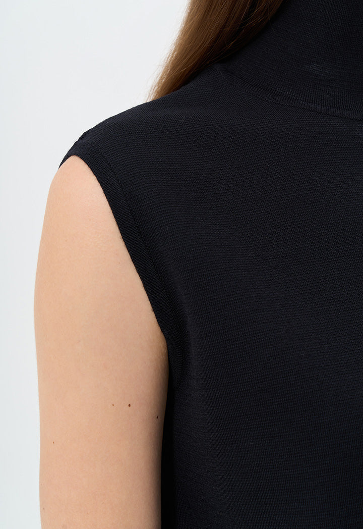 Choice Basic Sleeveless Knitted Top Black
