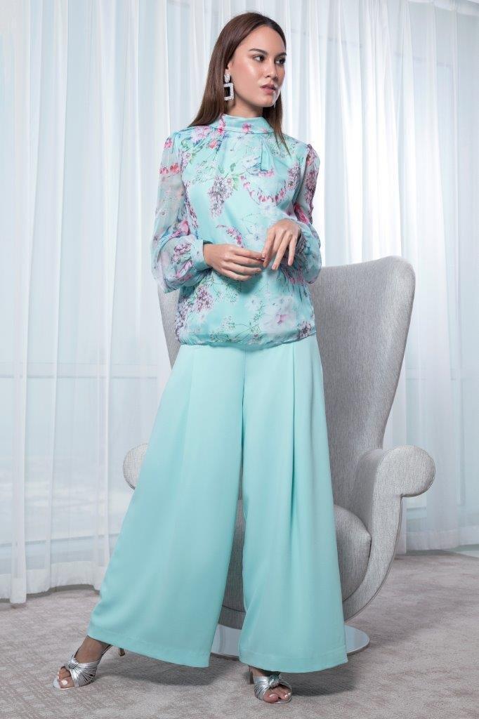 Choice Inverted Pleat Detailed Blouse Mint