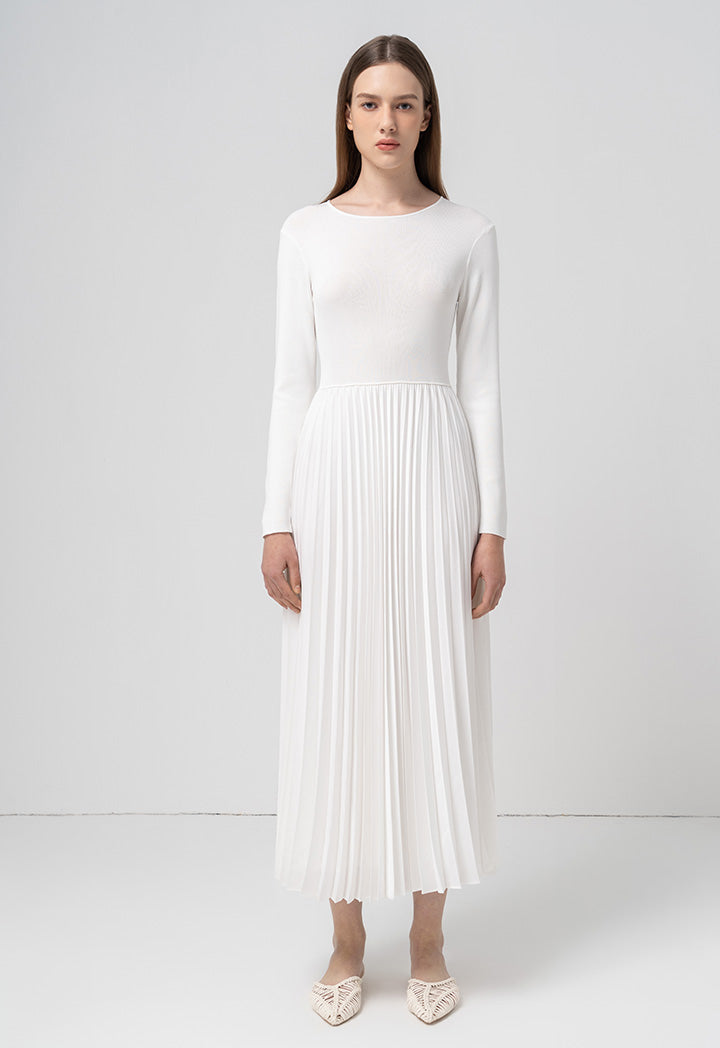 Choice Solid Pleated Maxi Dress Offwhite