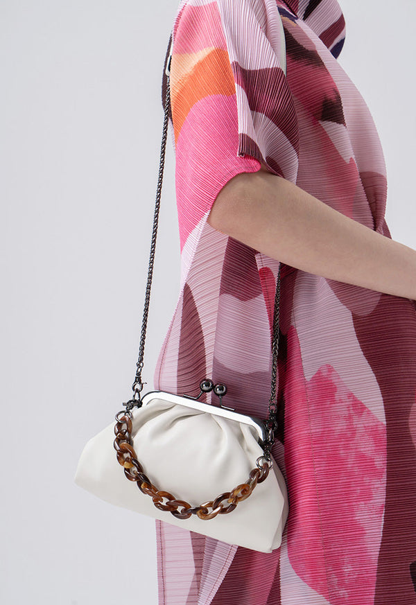 Choice Clutch Bag With Metallic Chain Offwhite