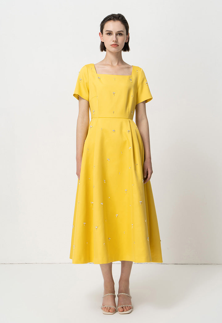 Choice Short Sleeves Embellished Midi Dress Yellow
